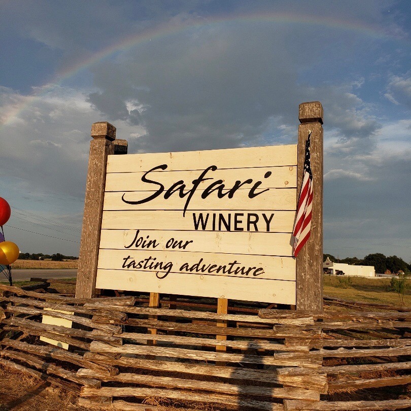 safari winery wine club
